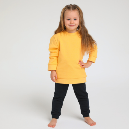 Organic cotton kids' sweatshirt with a soft, comfortable feel, perfect for playtime and beyond. Ethically and sustainably made for a healthier planet.